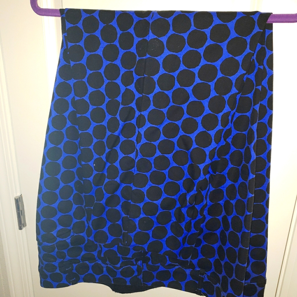 Geometrical designed dressy capris